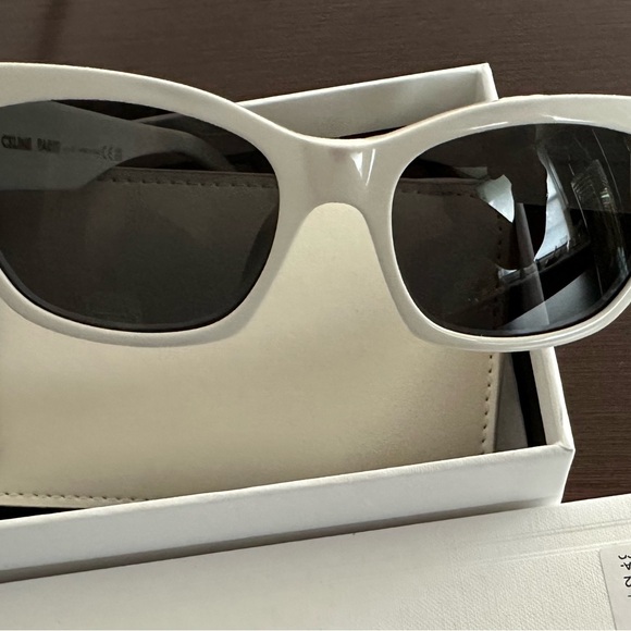 CELINE SUNGLASSES IN WHITE - Picture 7 of 8
